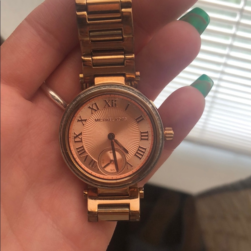 Michael Kors rose gold watch (for smaller wrists)